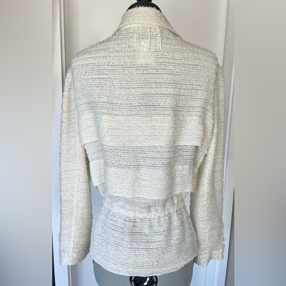 >SOLD< CHANEL Lightweight blousy blazer, gathered waist, camellia buttons, CC, - Picture 4 of 16